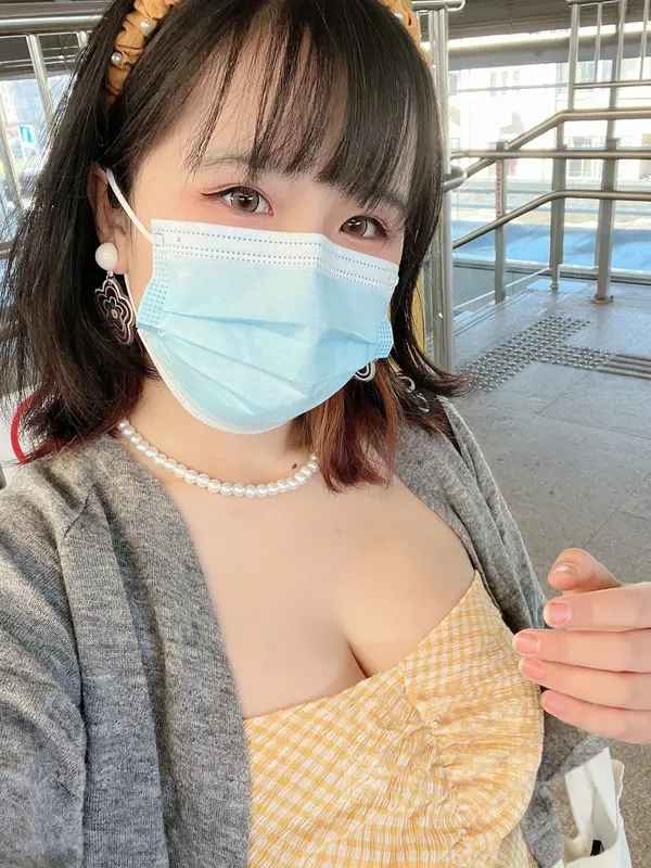 阿半今天很开心 – NO.029 黄色抹胸 12